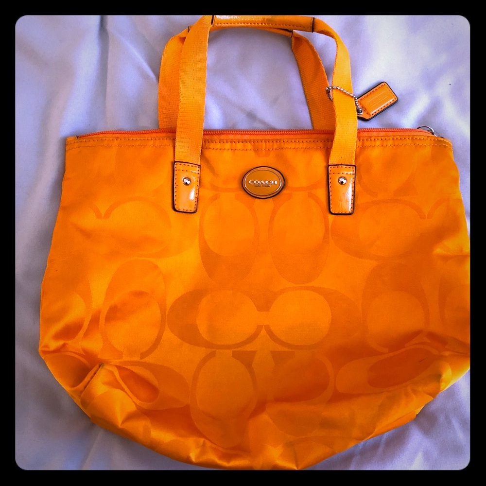 Coach signature Cs handbag